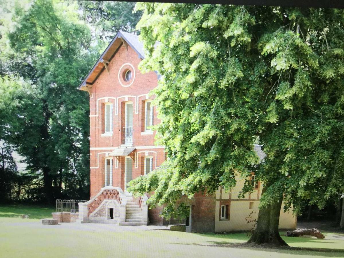 Chateau Du Landin - Bains Nordiques Le Landin Exterior photo
